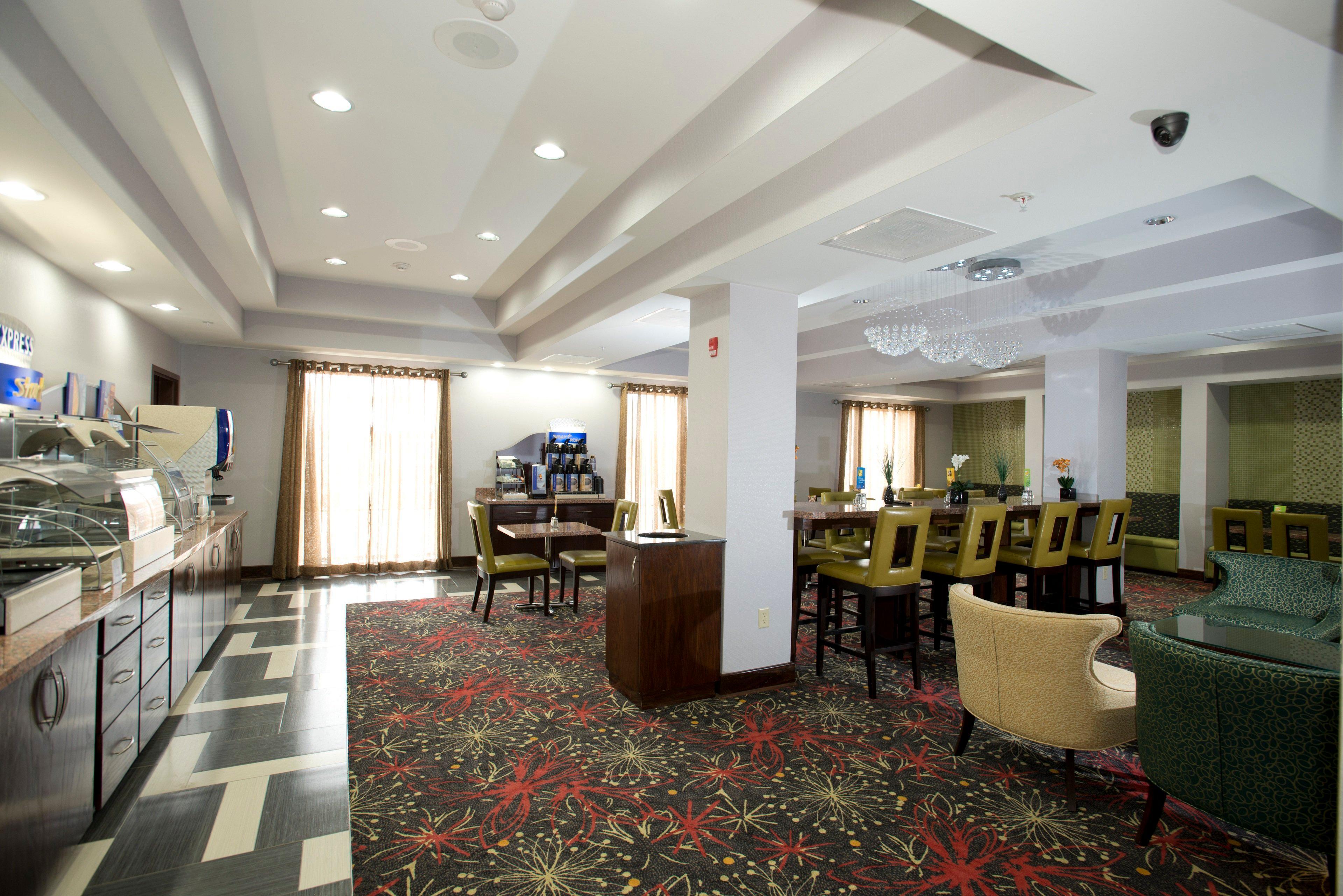 Holiday Inn Express & Suites Morrilton By Ihg Buitenkant foto