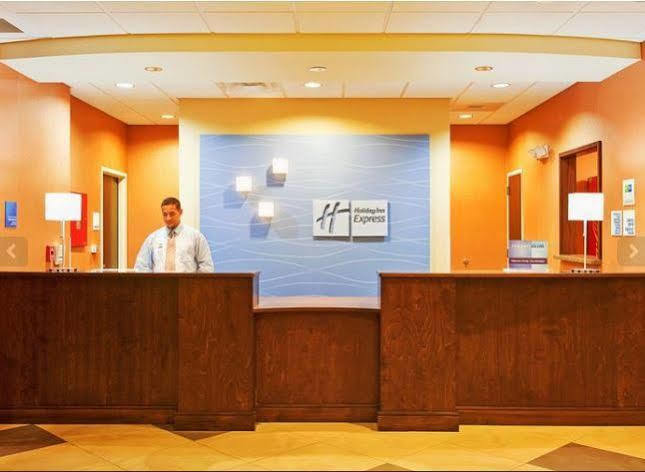 Holiday Inn Express & Suites Morrilton By Ihg Buitenkant foto