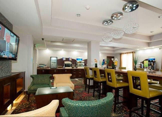 Holiday Inn Express & Suites Morrilton By Ihg Buitenkant foto